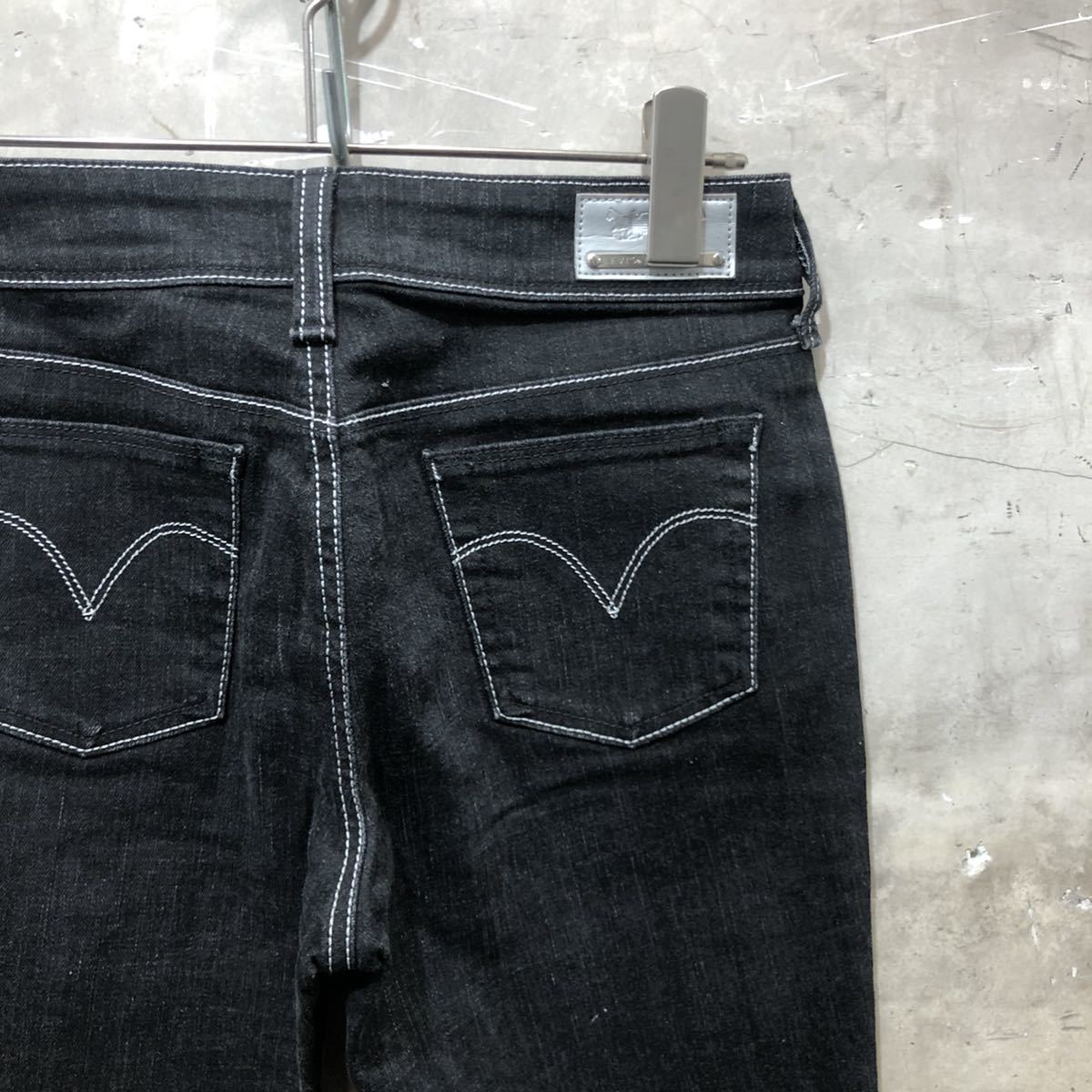 min@RNA◯クロップドパンツ◯デニム◯ジーンズ◯ワイド◯フレア