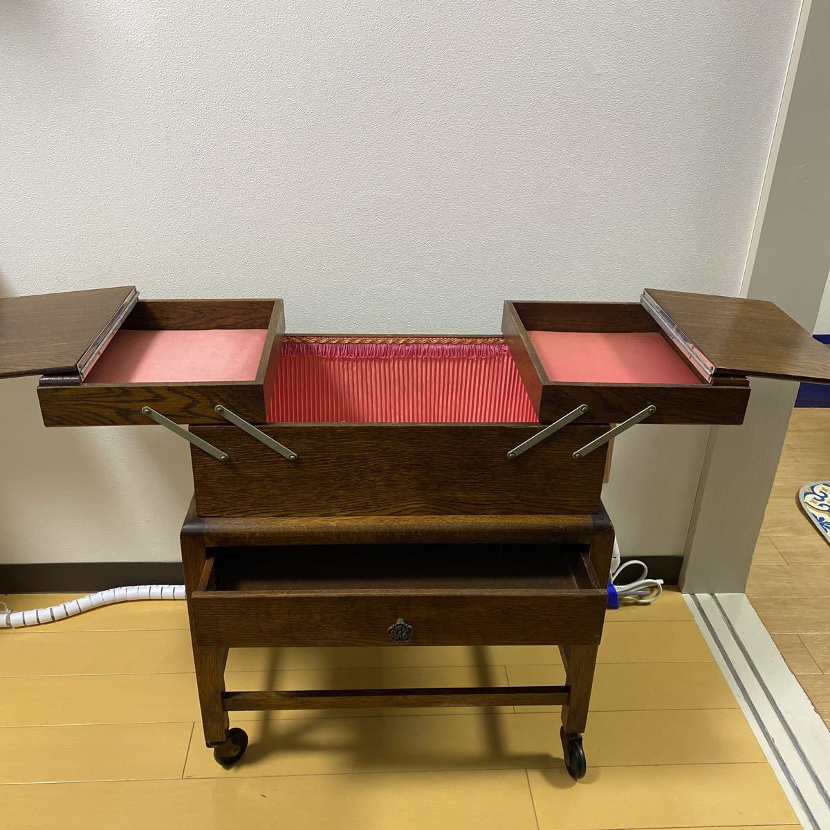 ヤフオク! -イギリス アンティーク家具の中古品・新品・未使用品一覧
