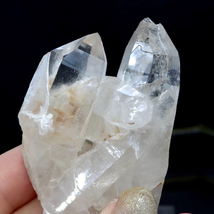 【送料無料】水晶 クリスタル クオーツ 結晶 64,4g QZ159 鉱物　原石　天然石　パワーストーン_画像3