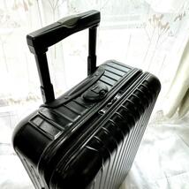 1円〜 RIMOWA リモワ サルサ 35L 2輪 キャリーケース スーツケース ブラック 黒 機内持ち込み ネームタグ 説明書付き 軽量 リモア 縦開き_画像5