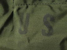 米軍実物　ダッフルバッグ　１９６９年頃のみに見られる薄手ナイロンで耐久性に難ありのやつ。_画像5