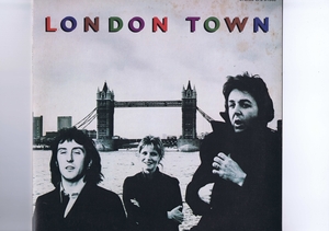 盤質新品同様 国内盤 LP Wings London Town / ウィングス ロンドン・タウン インサート付き オリジナルインナースリーブ付き EPS-81000