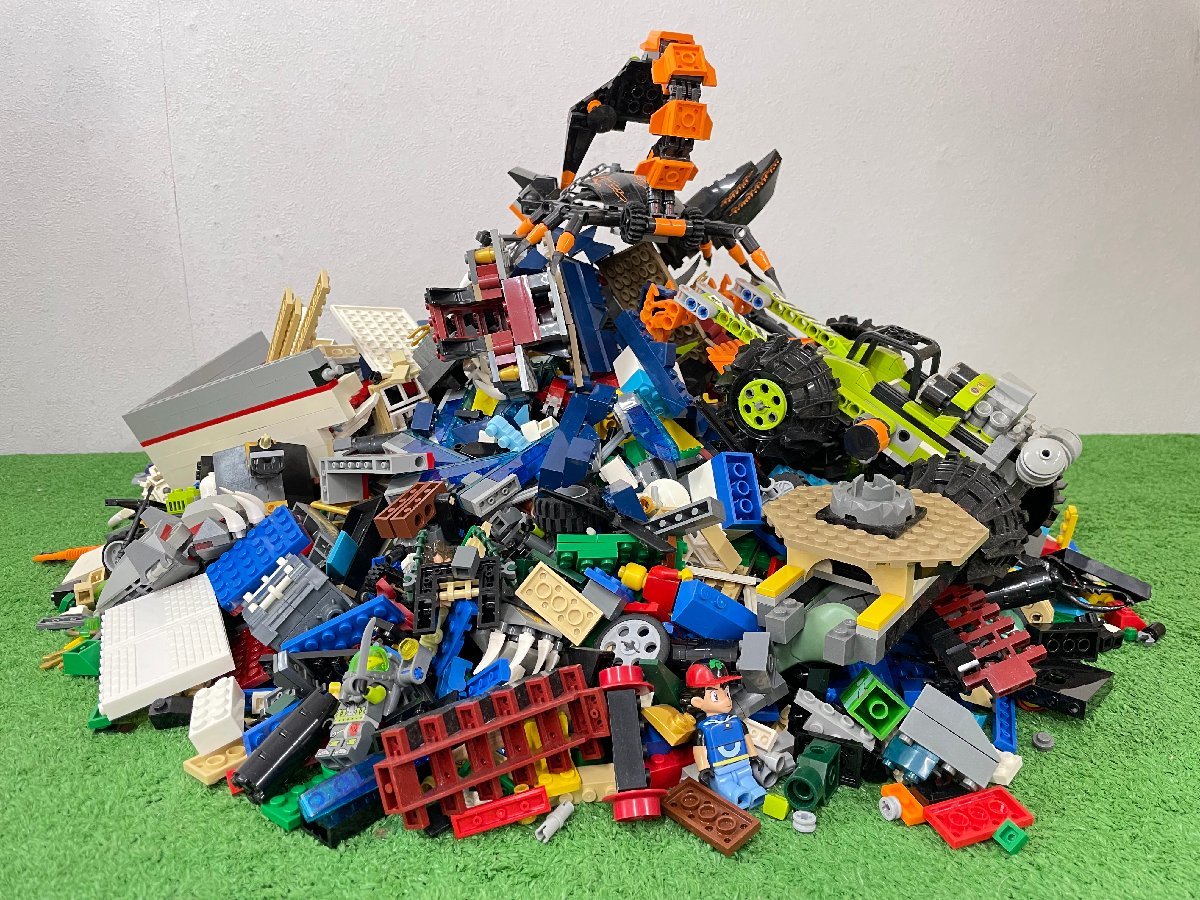 ヤフオク! -「レゴ 大量 まとめ」(LEGO) (ブロック、積木)の落札相場