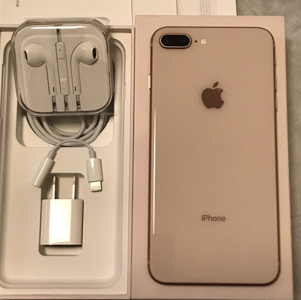 ソルボワ iPhone8Plus Gold 【256GB】SIMフリー - スマートフォン本体