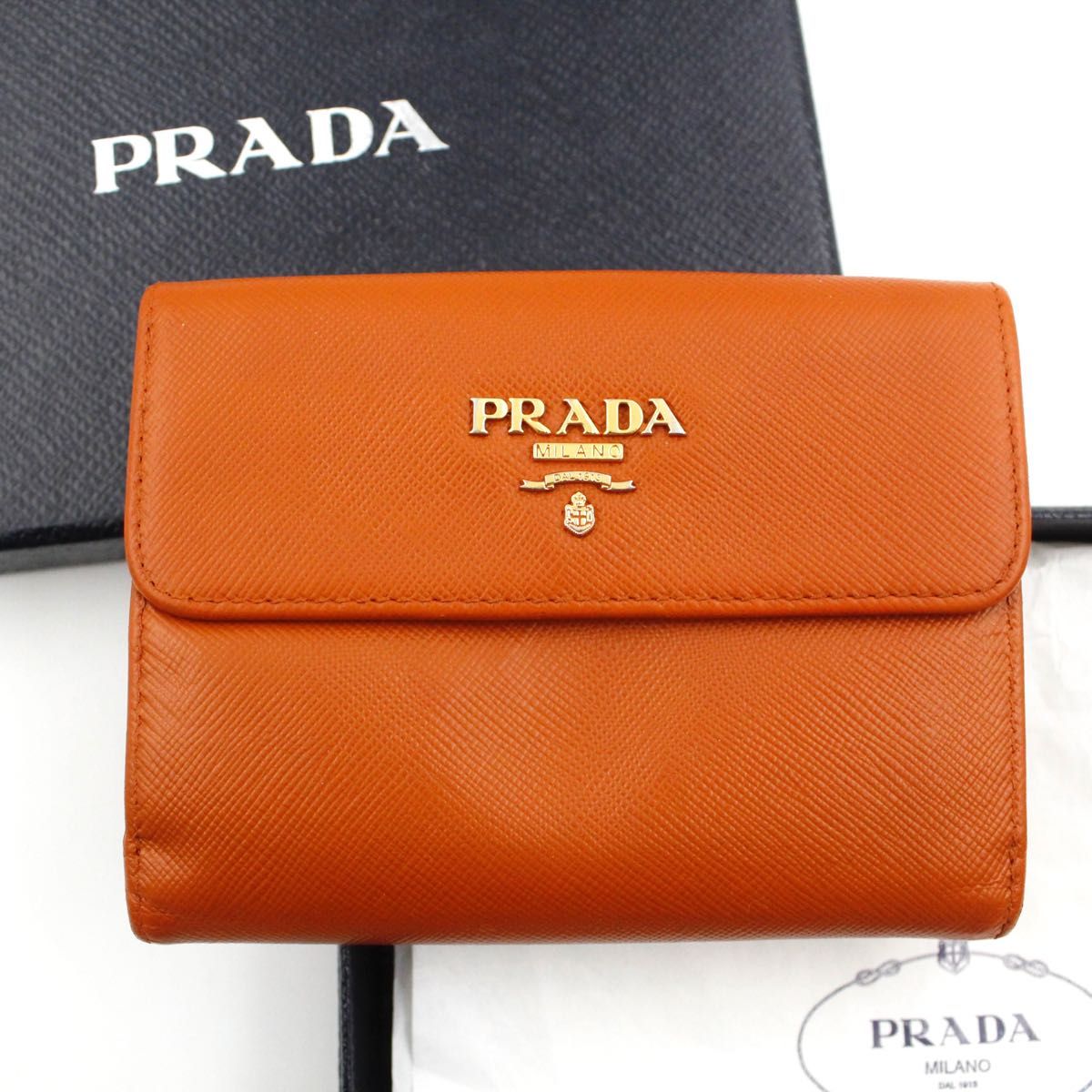 クリアランス卸売 【極美品:新品】PRADA プラダ サフィアーノ M2 二