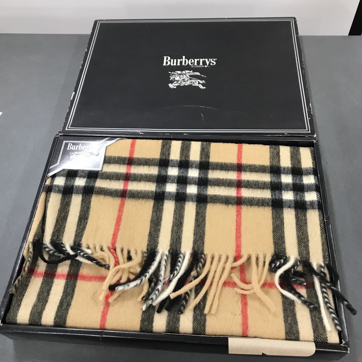 【日本製】小物ヤフオク! -バーバリー ひざ掛けの中古品・新品・未使用品一覧