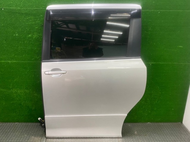 67004-28520の値段と価格推移は?|2件の売買データから67004-28520の