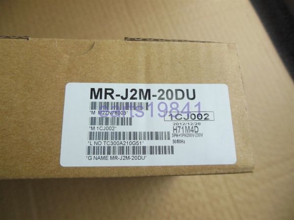早期予約・新じゃが 【 新品】 MITSUBISHI/三菱 MR-J2M-40DU サーボ