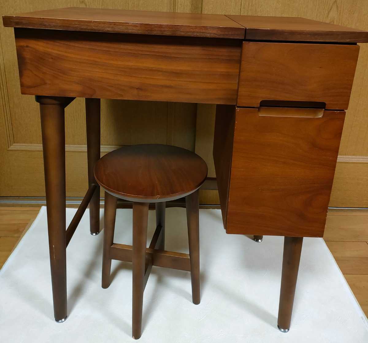 ヤフオク! -「(ウォルナット ウォールナット)」(鏡台、ドレッサー