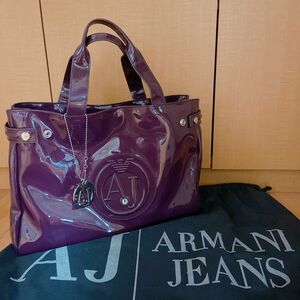 アルマーニジーンズ　エナメルトートバッグ ARMANI JEANS