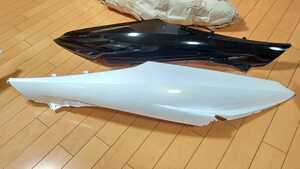 ホンダ JF28 PCX PCX125 純正 未使用 ボディカバー 左 右 セット ④ L R 83500-KWN-9010 83600-KWN-9000 外装 パネル HONDA KF12 PCX150