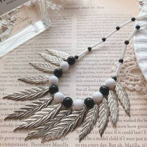 ネイティブ調アクセサリー ネックレス フェザ ホワイト ブラック☆vintage jewelry accessories 0772