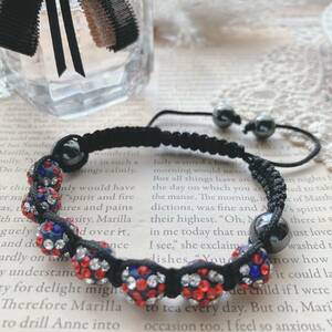 シャンバラブレスレット ヘマタイト マクラメクロス 赤青 　英国 十字　Shamballa ☆vintage jewelry accessories 0786