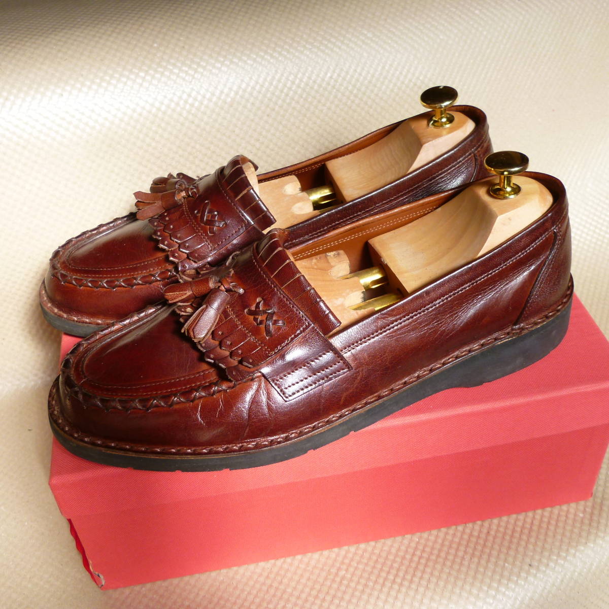 新品 送料無料 トリッカーズ Trickers UK7.5 26cmから26.5cm ウィズ5