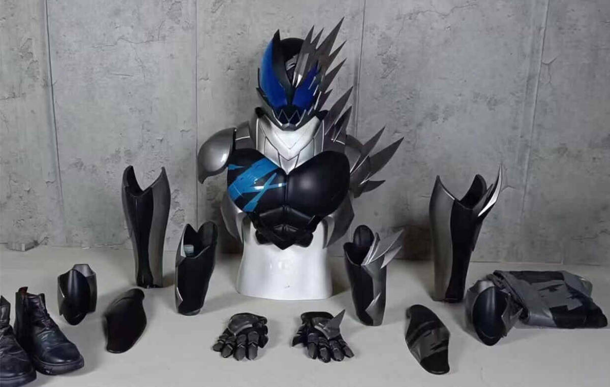 仮面ライダー マスクの値段と価格推移は？｜件の売買データから1