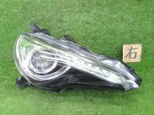 ８６ DBA-ZN6 右ヘッドライト　右ヘッドランプ G FA20D D6S KOITO 100-60082 SU003-02505