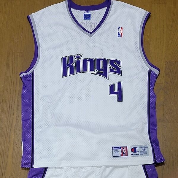【24H以内発送】NBA Kingsクリスウェバーユニフォーム チャンピオン 製 刺繍