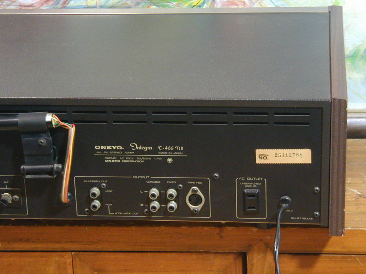ONKYO T-466NⅡ FM/AMチューナーです。当時49000円 動作良好です