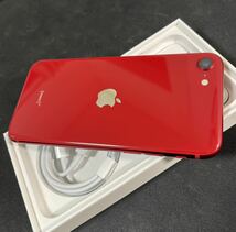 SIMフリー iPhone SE 第3世代 64GB Red(赤) 付属品未使用 箱付き バッテリー最大容量100% おまけ付き ②_画像2
