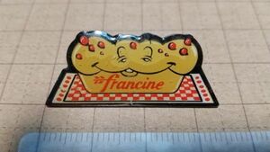 347　Francine ケーキ　　レトロ　アンティークコレクション　ピンズ　ピンバッチ