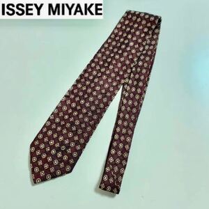 希少 ビンテージ ISSEY MIYAKE イッセイミヤケ 縮絨シルク ネクタイ レギュラータイ 8.5cm幅 エンジ系 小紋柄ジャガード