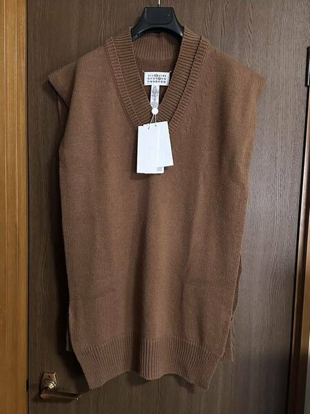 L新品51%off メゾンマルジェラ デストロイ ニット ベスト ジレ セーター 22AW size L 48 Maison Margiela 4 14 メンズ レディース キャメル