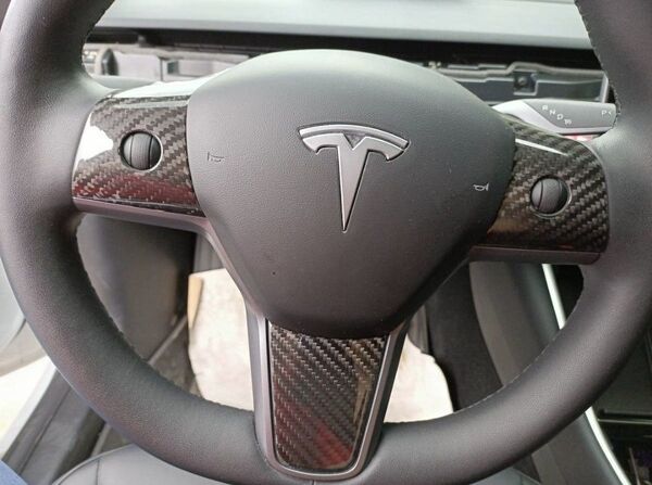 テスラ モデル3 model3 Tesla カーボン調 ステアリングパネル カーボン ステアリングガーニッシュ パネル