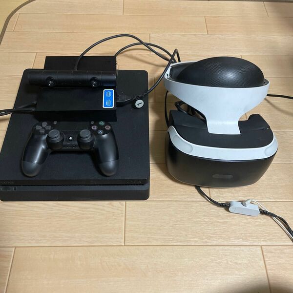 PlayStation4 PS4本体 ジェット・ブラック　CUHｰ2000 PSVR本体　カメラ付き