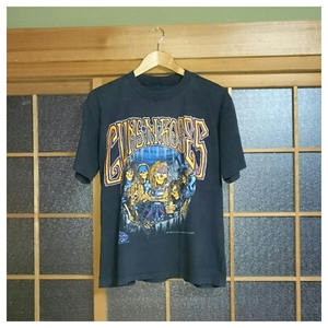 95年製 GUNS N' ROSES TONI＆GUY T-SHIRT SIZE L ガンズ ローゼス Tシャツ 黒