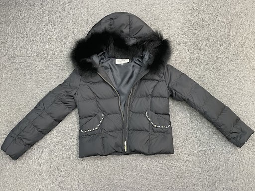 Herno ファー付きショートダウンコート 42 極美品 ファッション