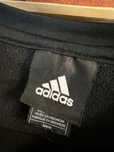 フリーストップス　アディダス　adidas サイズM T 黒系　アメリカ古着　重ね着　スポーティー　大きめ_画像2