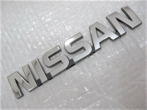 ★希少 NISSAN 日産 ニッサンマーク セドリック? グロリア? スカイライン? Y31?Y32?R31R32? GT-R? ロゴ リア エンブレム 旧車1点 中古