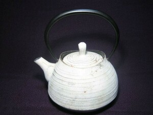 レア★南部鉄器 鉄瓶 ホワイト 轆轤目/刷毛目 ティーポット 急須 アイボリー 白 casting iron kettle teapot White potter's wheel pattern