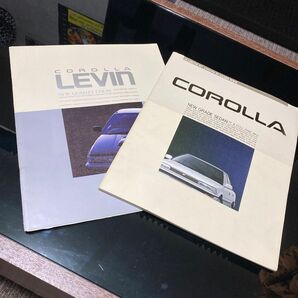 COROLLA,COROLLA LEVIN 【旧車カタログ】TOYOTA 2冊セット