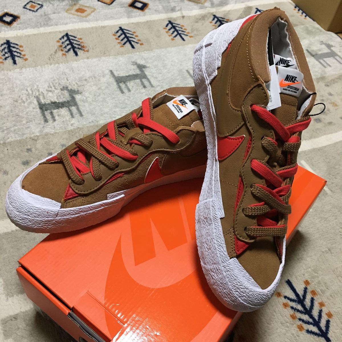 極細繊維クロス 新品タグ付き レアモデル NIKE BLAZER LOW '77 SUEDE