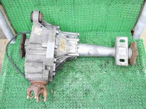 * GMC Yukon denali GMT800 01 year 6.0L 4WD front differential gear / front diff ( stock No:A34688) (6979) *