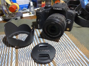 希少！必見！LUMIX (ルミックス) G1 レンズキット コンフォートブラック DMC-G1K-K／美品／完動品