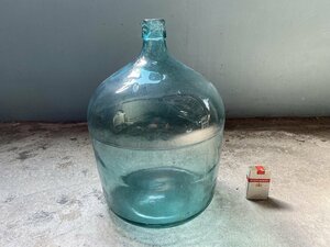 特大　気泡だらけの大きなガラス瓶　デミジョンボトル▼レトロフラワーベース花器花瓶アンティークガラス店舗什器