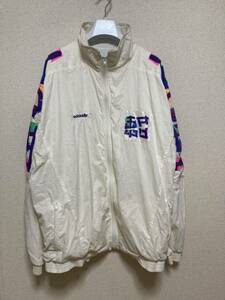 80's90's ヨーロッパヴィンテージ adidasアディダス　ナイロンジャケットトラックジャケット 銀タグ 白 D52 F186