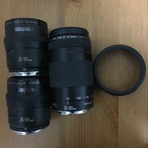 Canon AFレンズ等3本 EF 75-300mm f4-5.6 Ⅱ EF 35-105mm f3.5-4.5 フード　EW-68B付き ノーチェック、動作不明のジャンク扱いです。_画像1