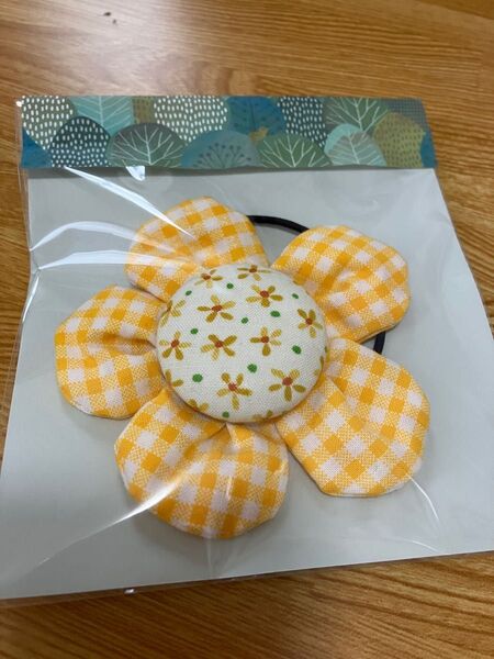 ヘアゴム ハンドメイド くるみボタン 髪ゴム 卒園 入園 入園