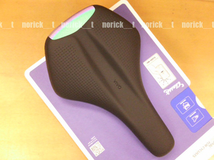 SELLE ROYAL CLASSIC Vivo Reflective 反射 クラシック ヴィヴォ リフレクティブ セラロイヤル のハイエンドはfi'zi:k フィジーク FIZIK