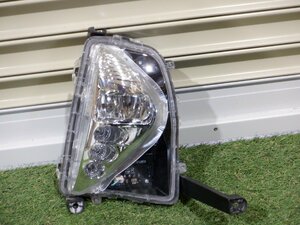 トヨタ純正 ZVW50 ZVW51 ZVW55 50 プリウス 前期 LED フォグランプ フォグライト 右側 運転席 KOITO 47-83 点灯確認済 m-22-5-338