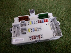  Chrysler original ABA-KL24P Jeep Cherokee JEEP CHEROKEE?? fuse box fuse BOX control module 68236670AG