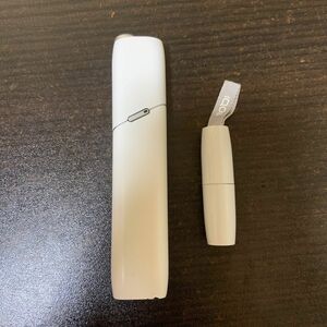 IQOS 3 MULTI キット （ウォームホワイト）