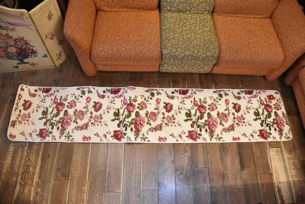 PAY3・A-LA8-1*ウレタンキッチンマット*ホワイト*約50×240*花柄*おしゃれ*華やか*ふかふか*インテリア*可愛い*模様替え*姫系*女子*台所