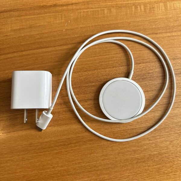 Apple MagSafe充電器と20W USB-C電源アダプタ　中古