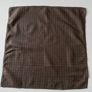 【中古】 バーバリー ハンカチ 茶系 チェック 刺繍 43×44cm Burberry リメイクや手芸にも ハギレ 英国調 トラディショナル クラシカル