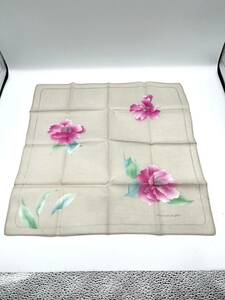 EMANUEL UNGAROemanyu L Ungaro handkerchie flower beige group cotton 42×42