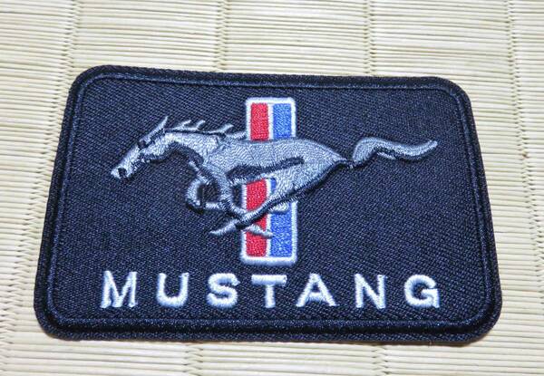 黒角丸四角US駿馬■新品Ford Mustangフォード・マスタング刺繍ワッペン◇激渋■サバゲー　ミリタリー　ファッション■洋服・衣類・衣服DIY